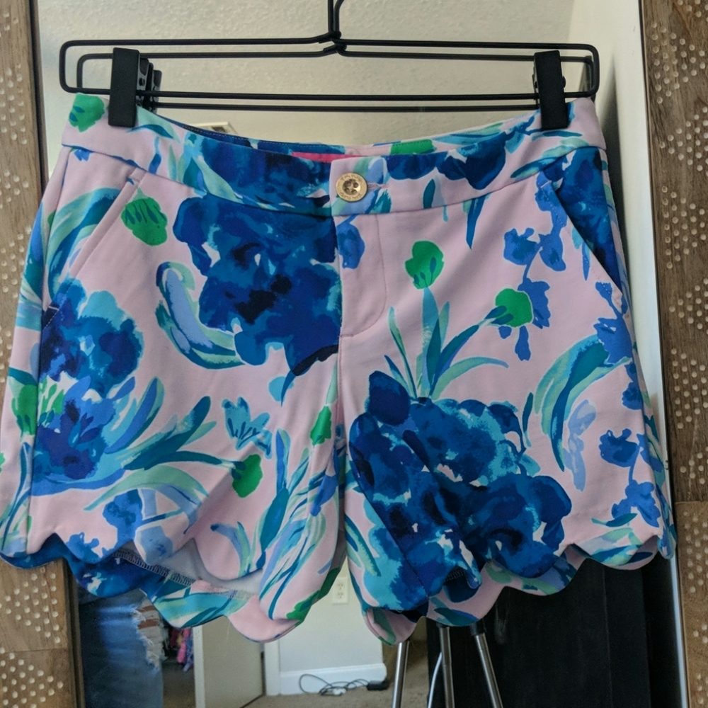 Lilly Stretch Buttercup shorts